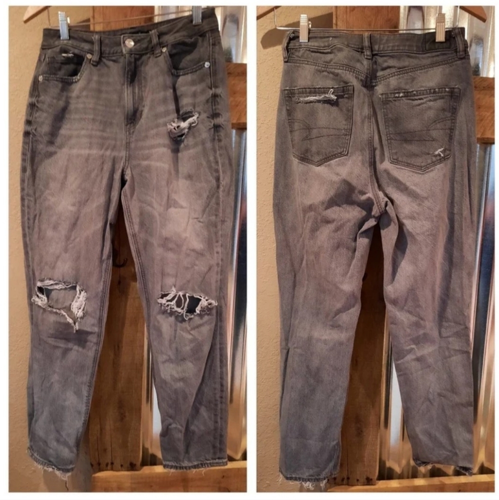 Distressed Grey Jeans Sz 4 American Eagle Relaxed Holey - Picture 2 of 4